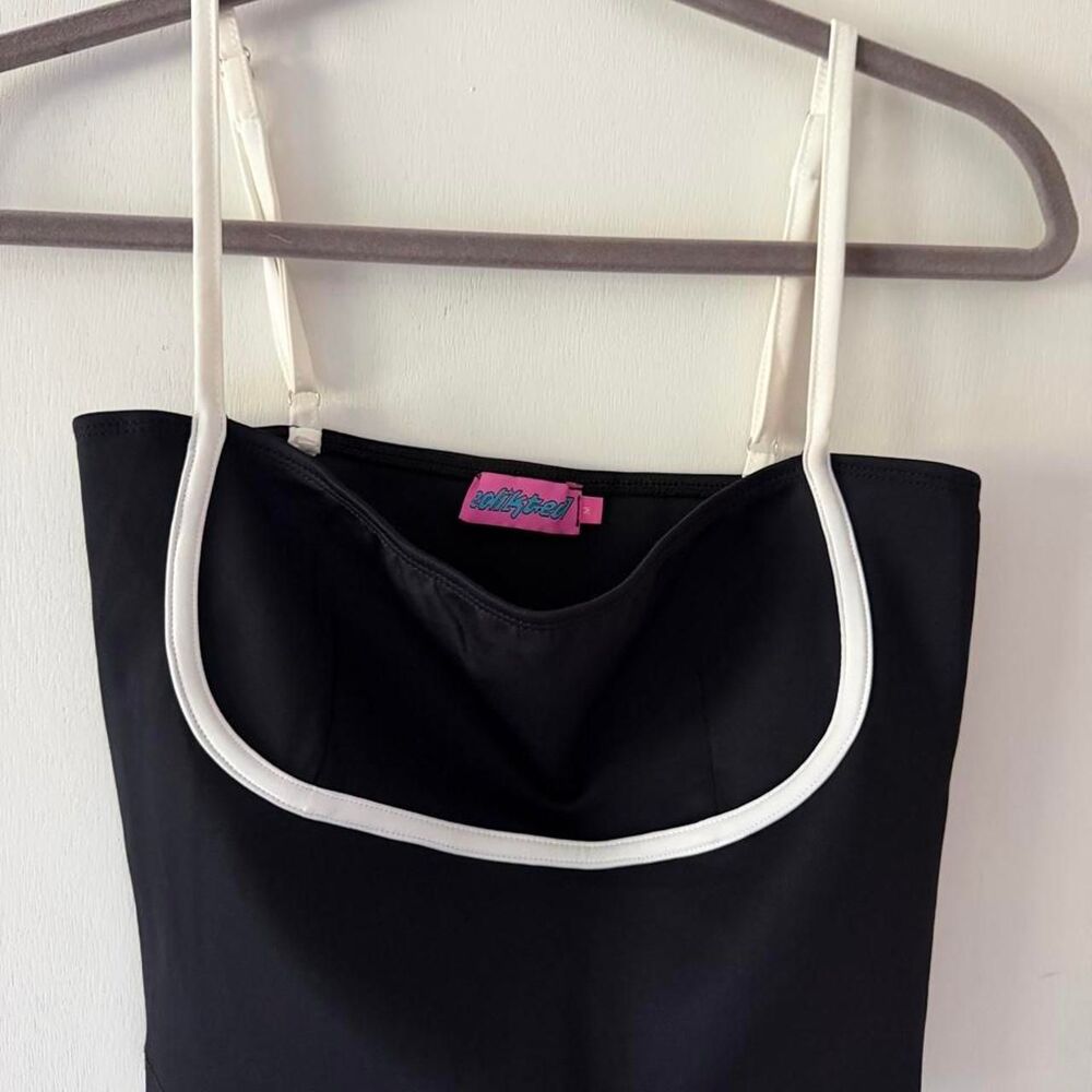 Edikted Women's Black Crop-top